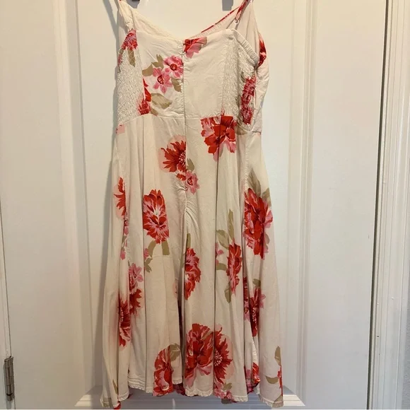 Old Navy Floral Cami Dress - Picture 7 of 7